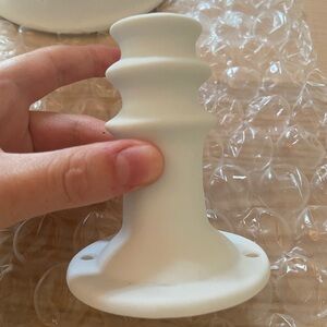 Alix D. Reynis MEDIUM WHITE PORCELAIN WALL PEG FOR WALL LAMPS.